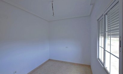 Resale - Villa - Dolores