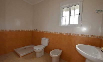 Resale - Villa - Dolores