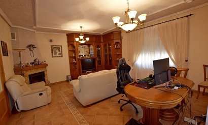 Resale - Villa - Abanilla