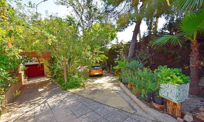 Resale - Villa - Orihuela Costa - Villamartín