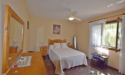 Resale - Villa - Orihuela Costa - Villamartín