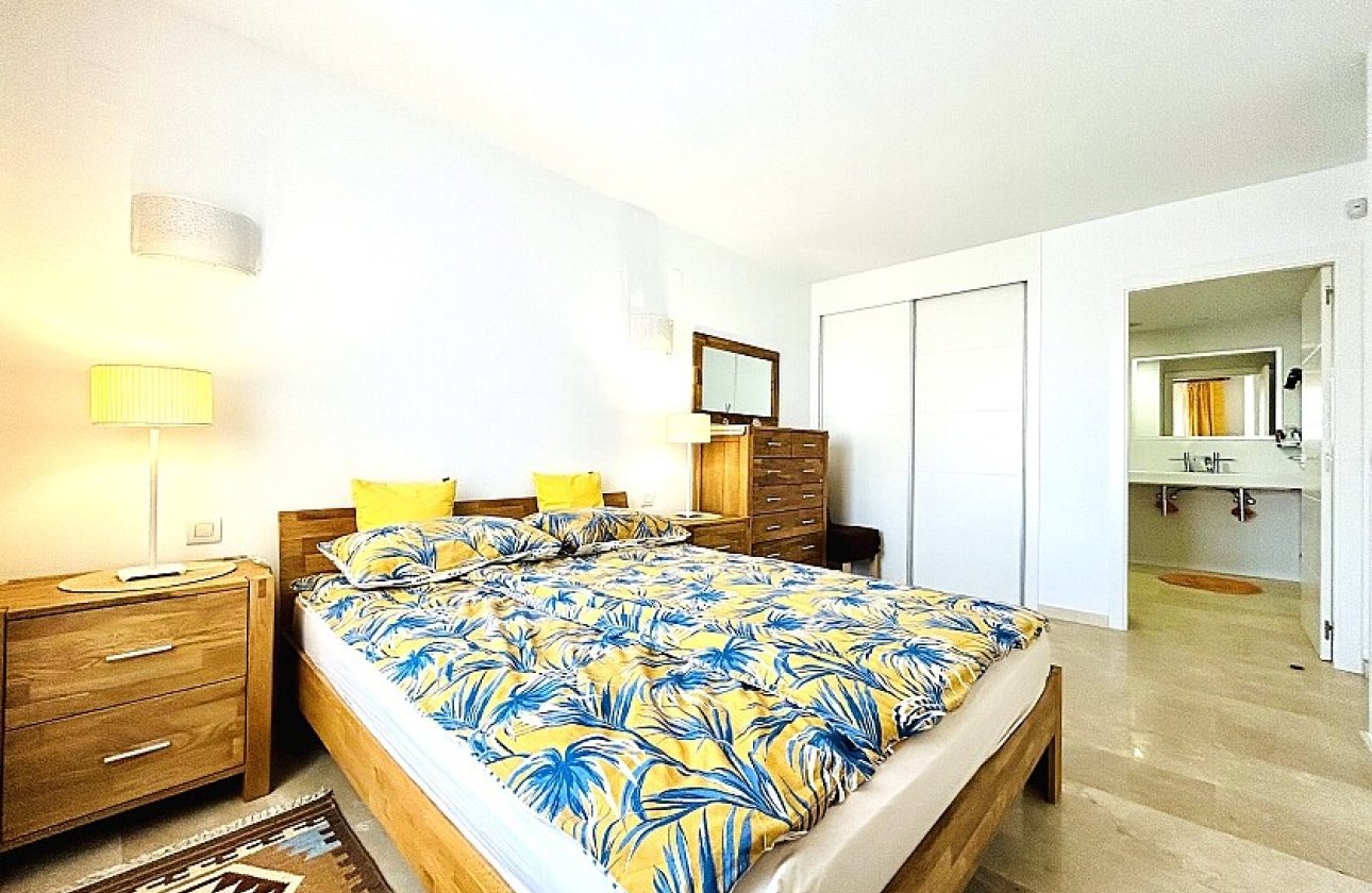 Resale - Penthouse - Punta Prima