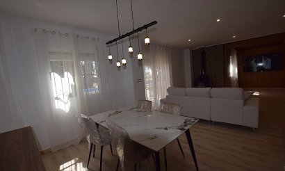 Reventa - Villa - Orihuela Costa - Orihuela