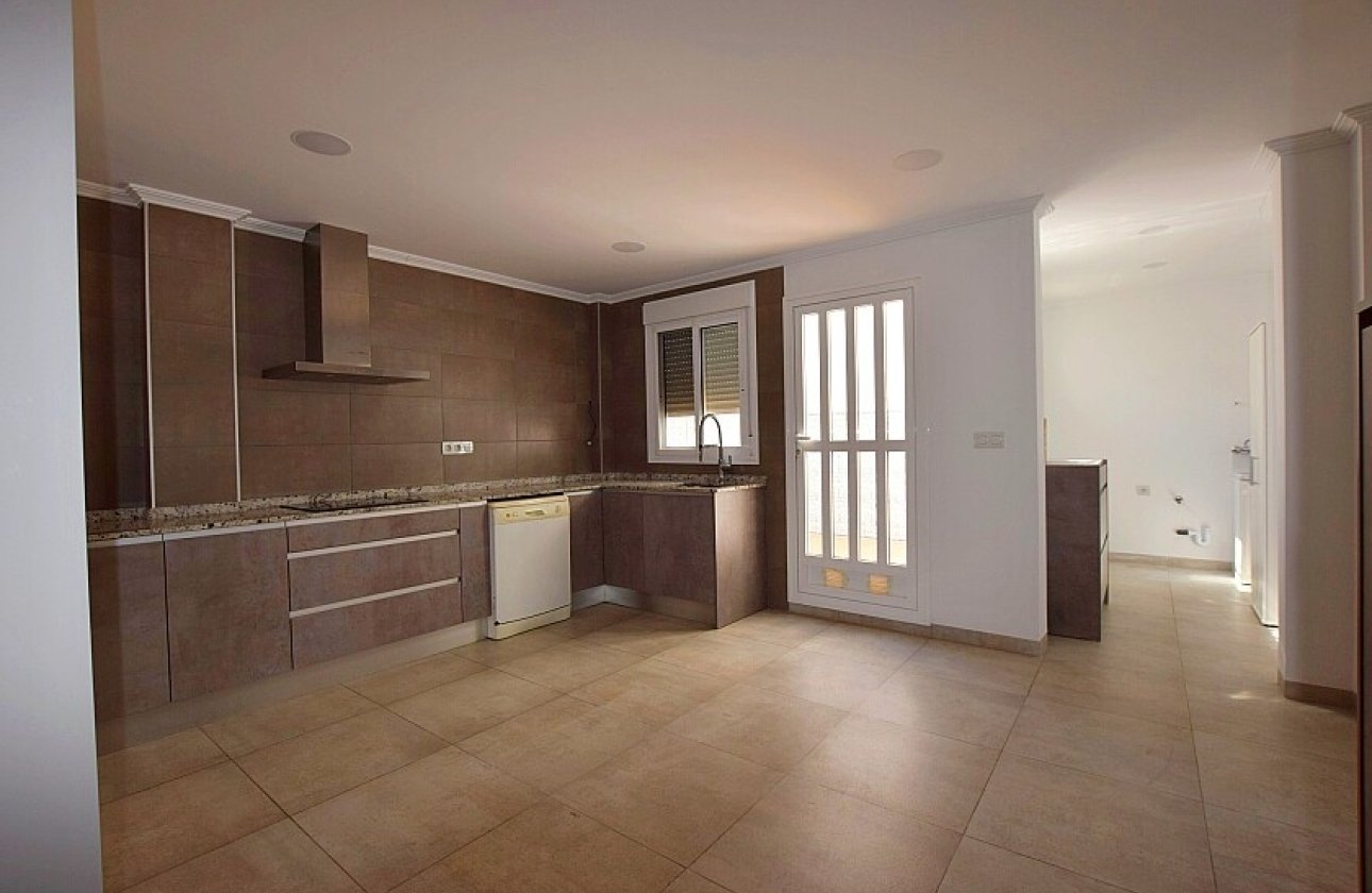 Resale - Townhouse - San Miguel de Salinas