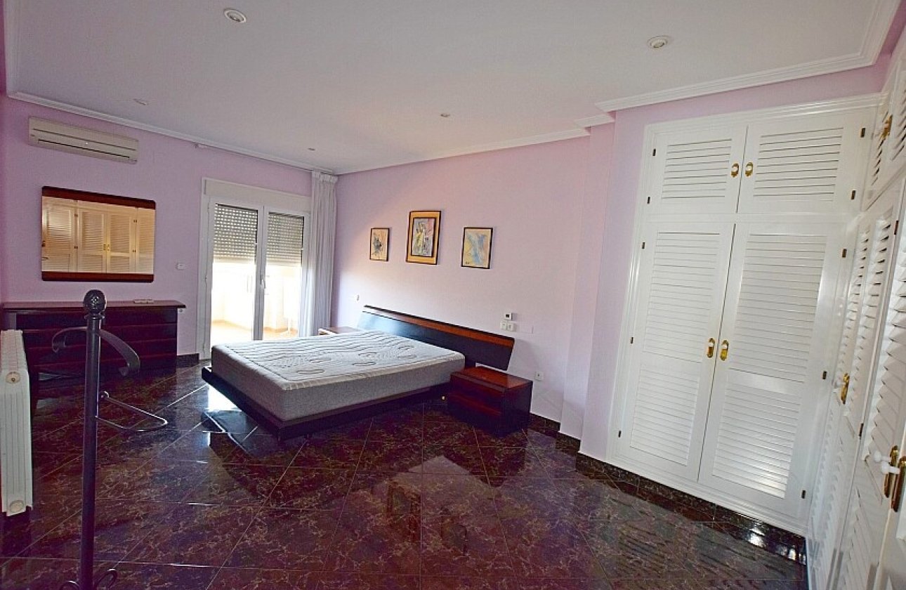 Resale - Townhouse - San Miguel de Salinas