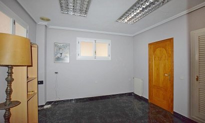 Resale - Townhouse - San Miguel de Salinas