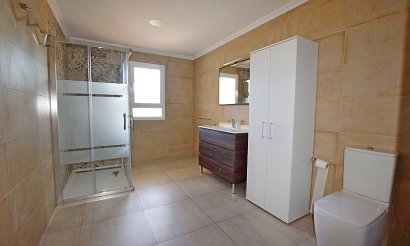 Resale - Townhouse - San Miguel de Salinas