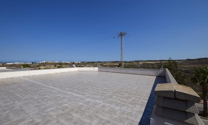 Resale - Townhouse - San Miguel de Salinas