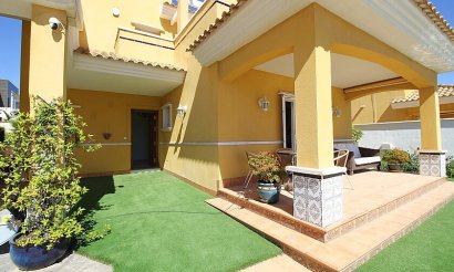 Resale - Villa - Orihuela Costa - La Zenia