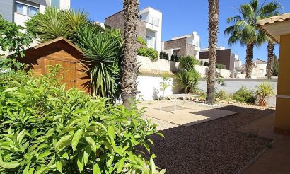 Resale - Villa - Orihuela Costa - La Zenia