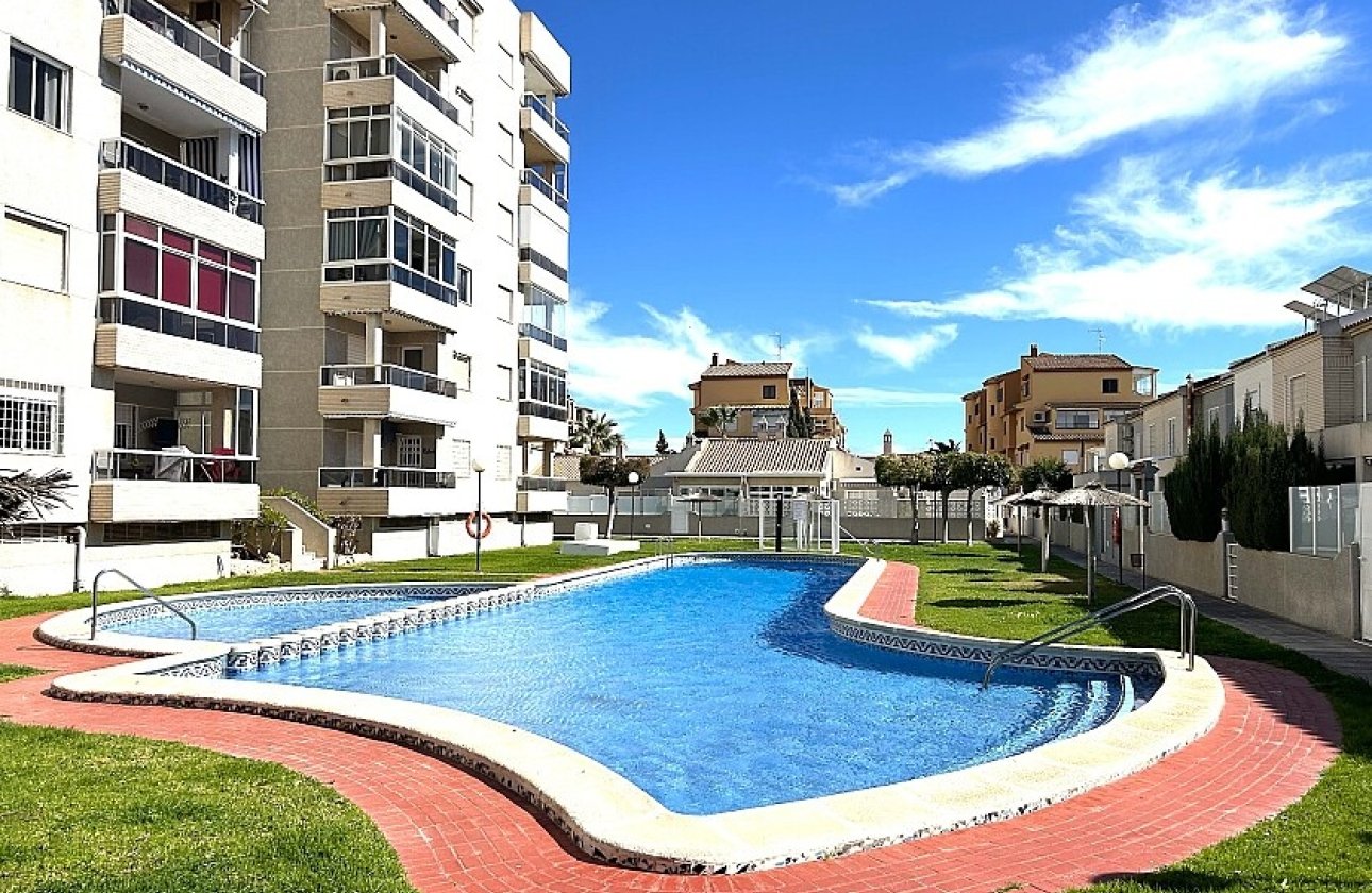 Resale - Apartment / flat - La Mata - Torreblanca