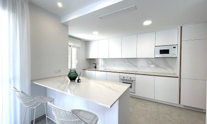 Resale - Apartment / flat - La Mata - Torreblanca