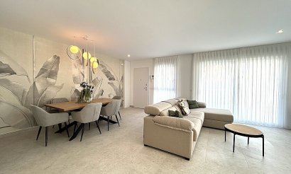 Resale - Apartment / flat - La Mata - Torreblanca