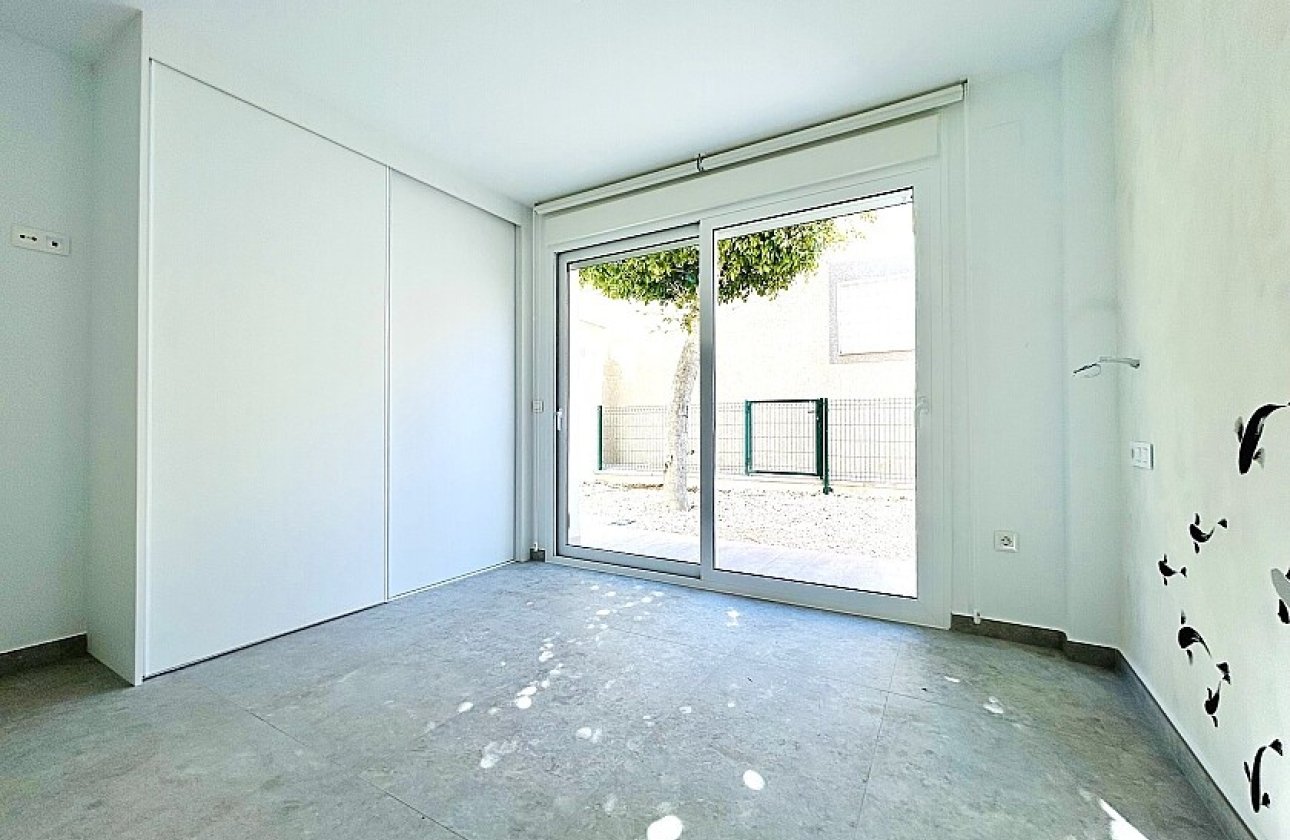 Resale - Apartment / flat - Torrevieja - Torrelamata