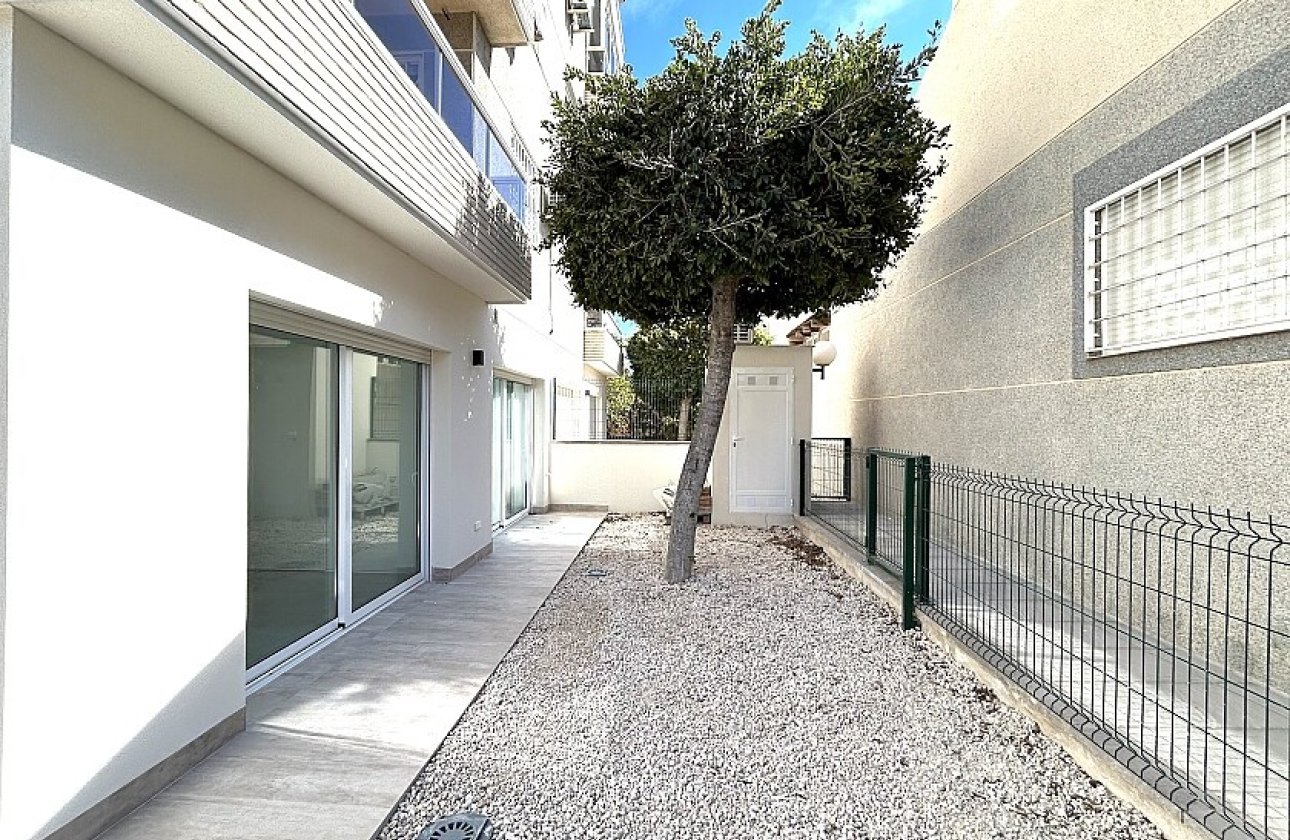 Resale - Apartment / flat - Torrevieja - Torrelamata