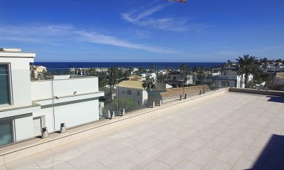Revente - Villa - Orihuela Costa - La Zenia