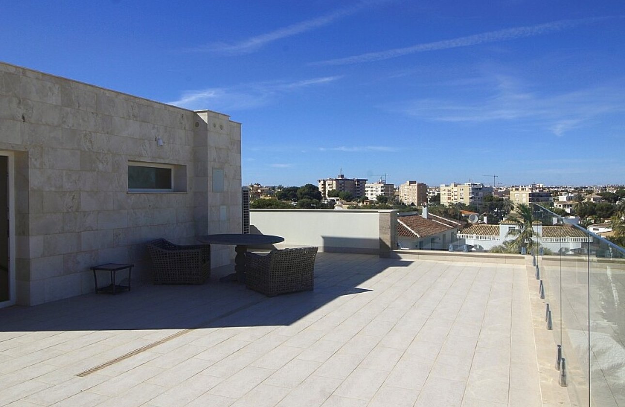 Revente - Villa - Orihuela Costa - La Zenia