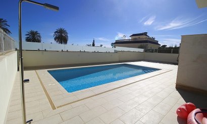 Revente - Villa - Orihuela Costa - La Zenia