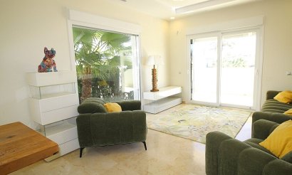 Revente - Villa - Orihuela Costa - La Zenia