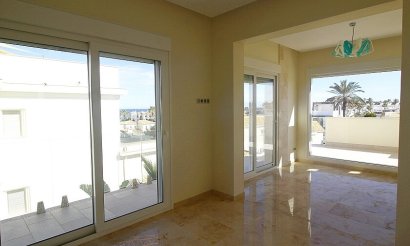 Revente - Villa - Orihuela Costa - La Zenia