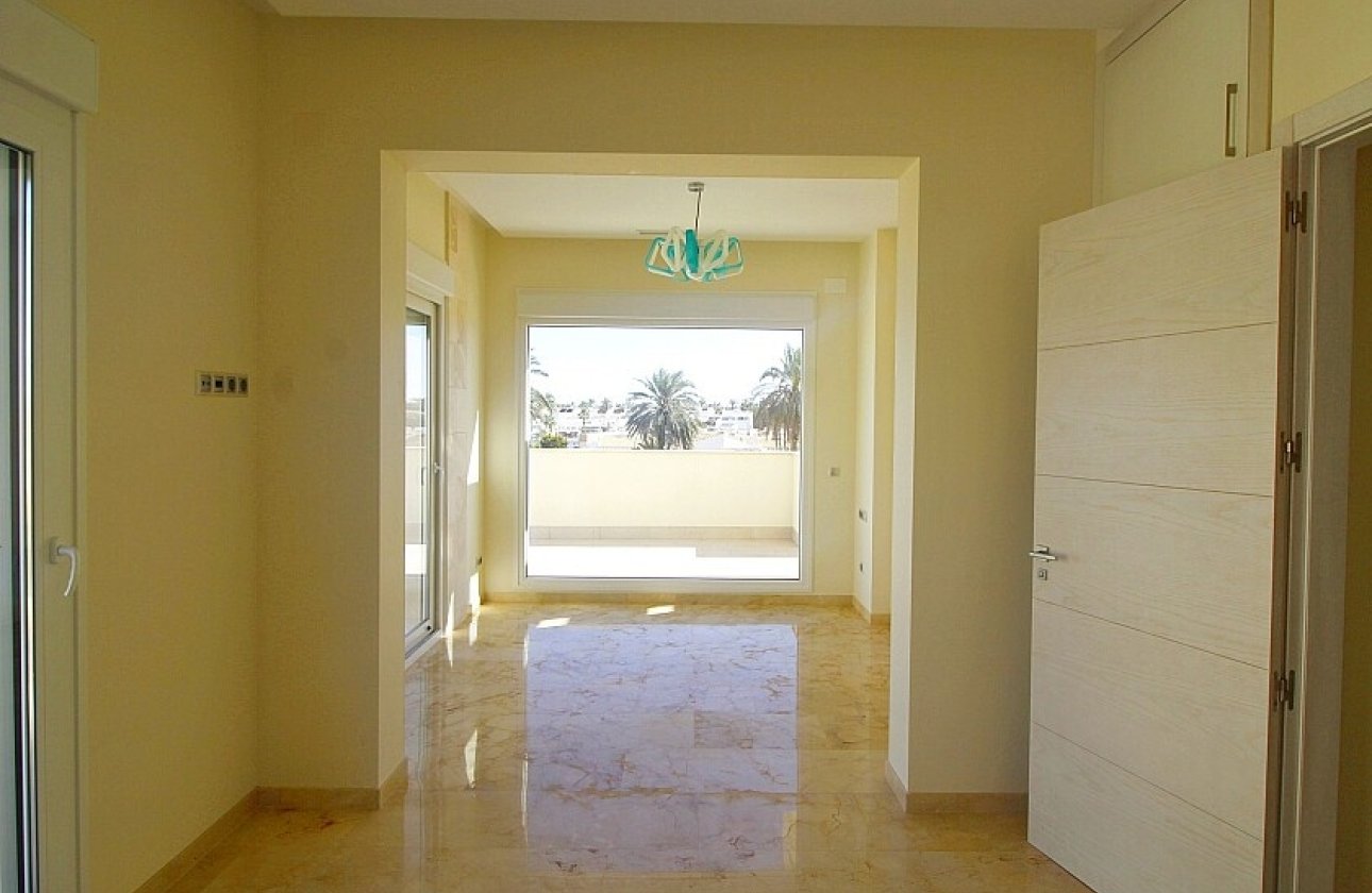 Revente - Villa - Orihuela Costa - La Zenia