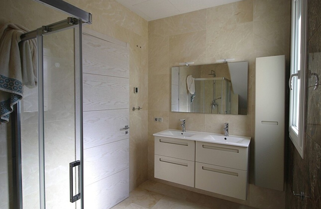 Revente - Villa - Orihuela Costa - La Zenia