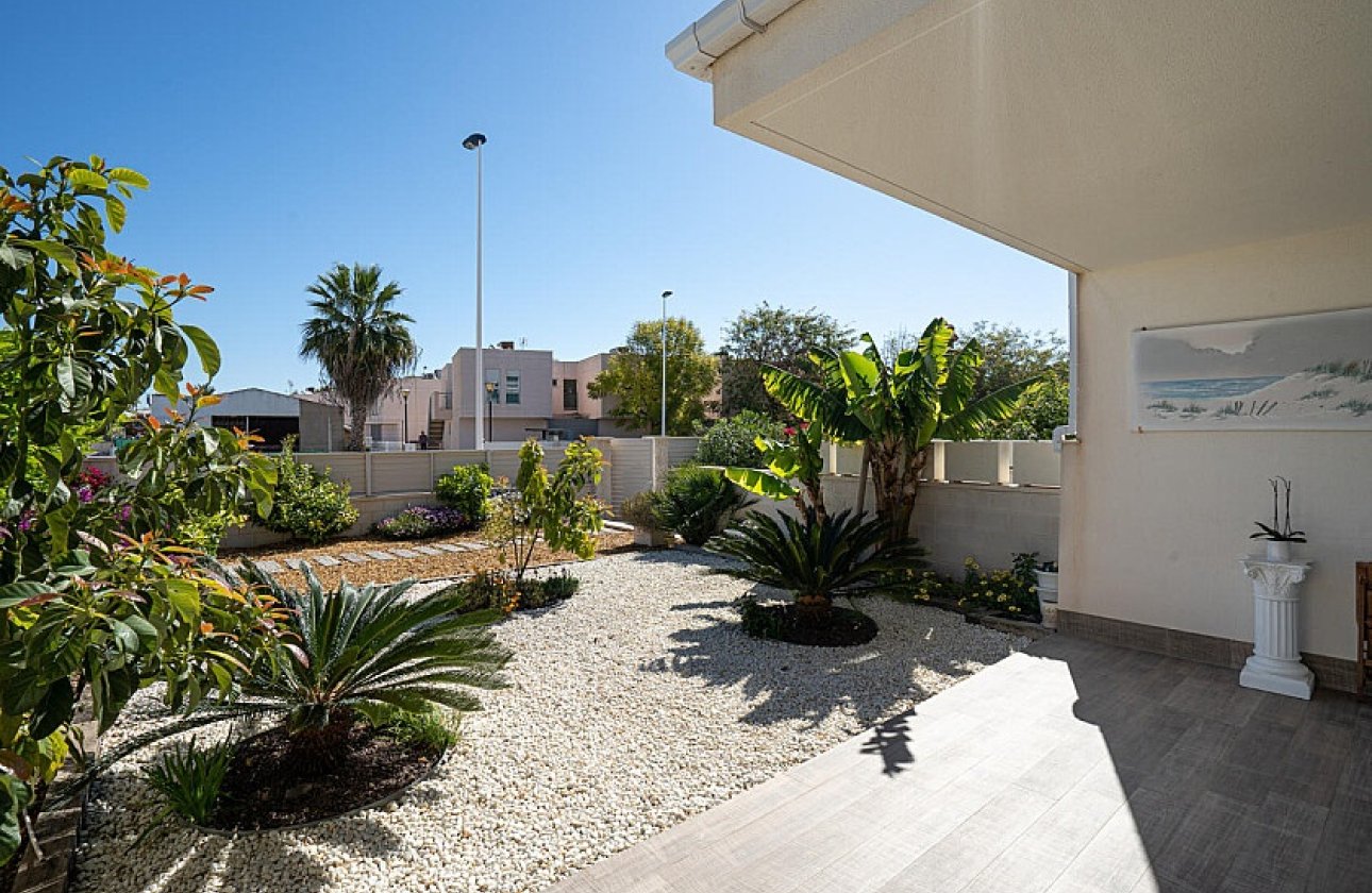 Resale - Bungalow - Torrevieja - Carrefour area