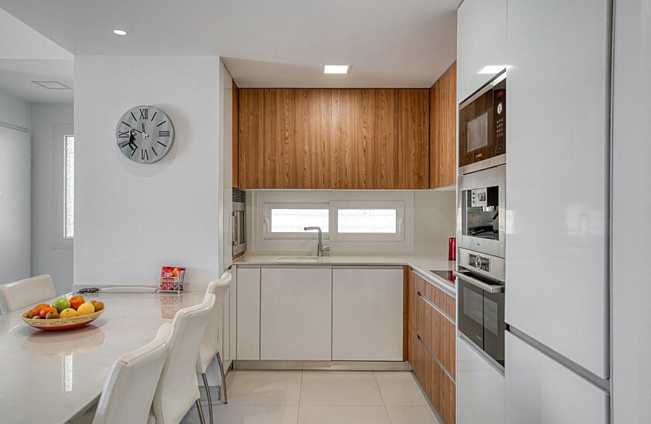 Resale - Bungalow - Torrevieja - Carrefour area