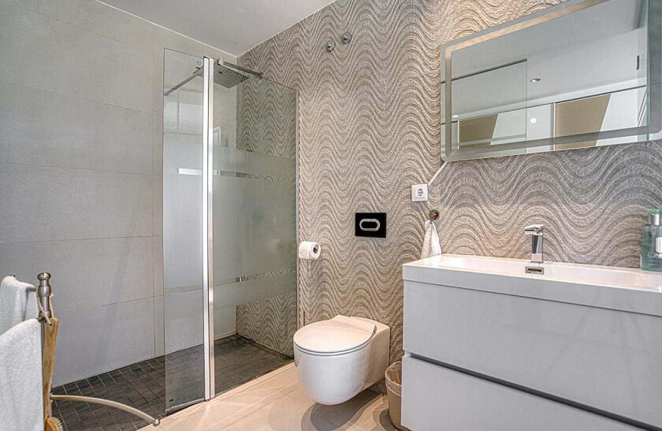 Resale - Bungalow - Torrevieja - Carrefour area