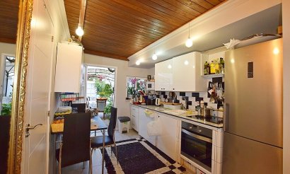 Resale - Villa - Torrevieja