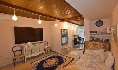 Resale - Villa - Torrevieja