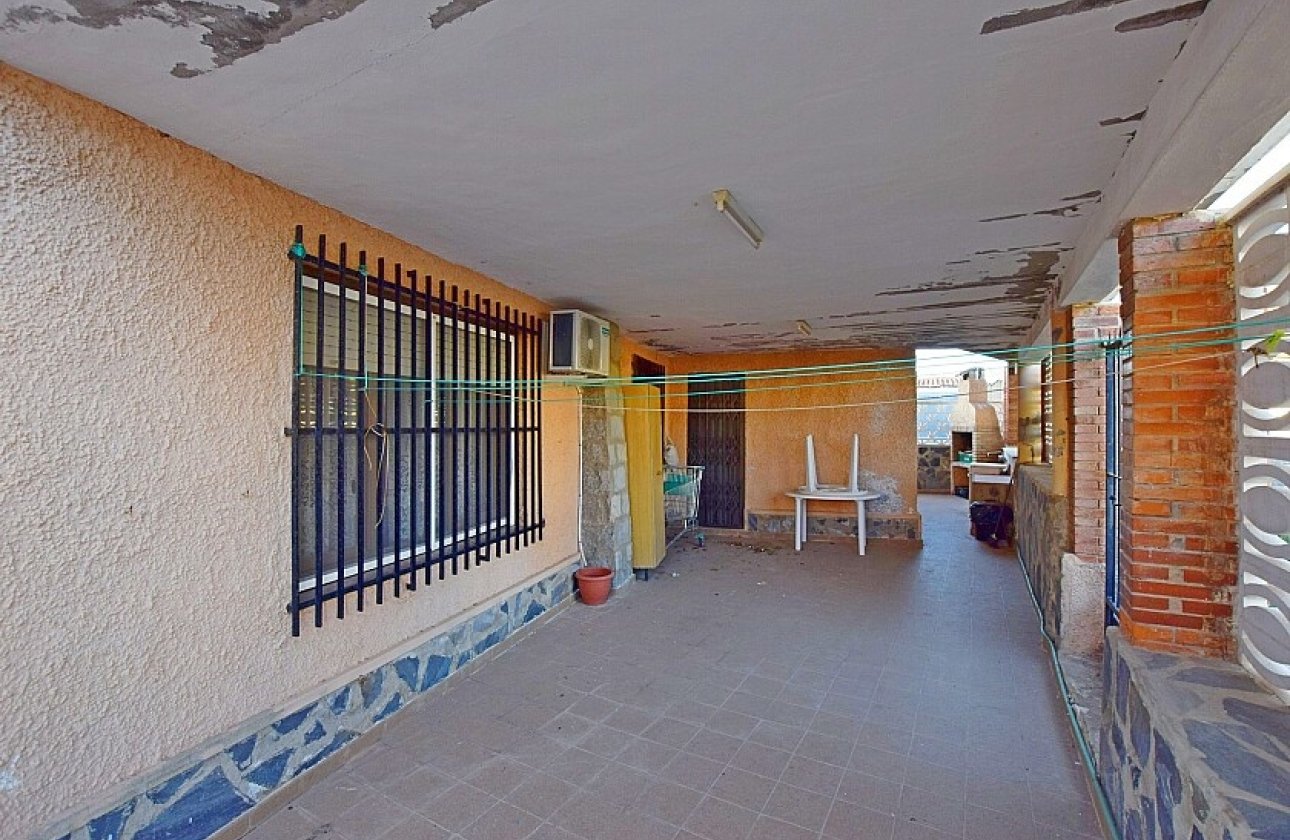 Resale - Villa - Torrevieja - Calas - norte ciudad