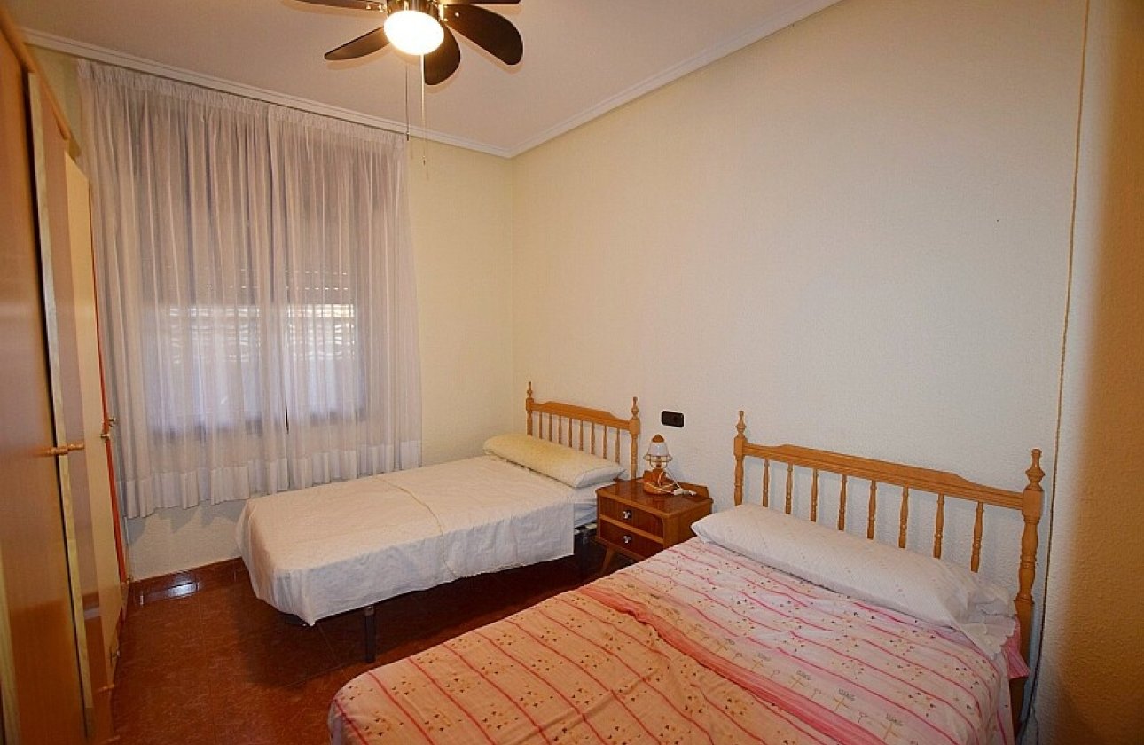 Resale - Villa - Torrevieja - Calas - norte ciudad