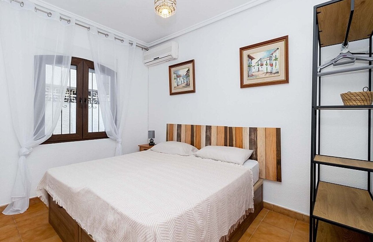 Resale - Townhouse - Orihuela Costa - La Zenia