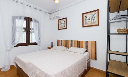 Resale - Townhouse - Orihuela Costa - La Zenia