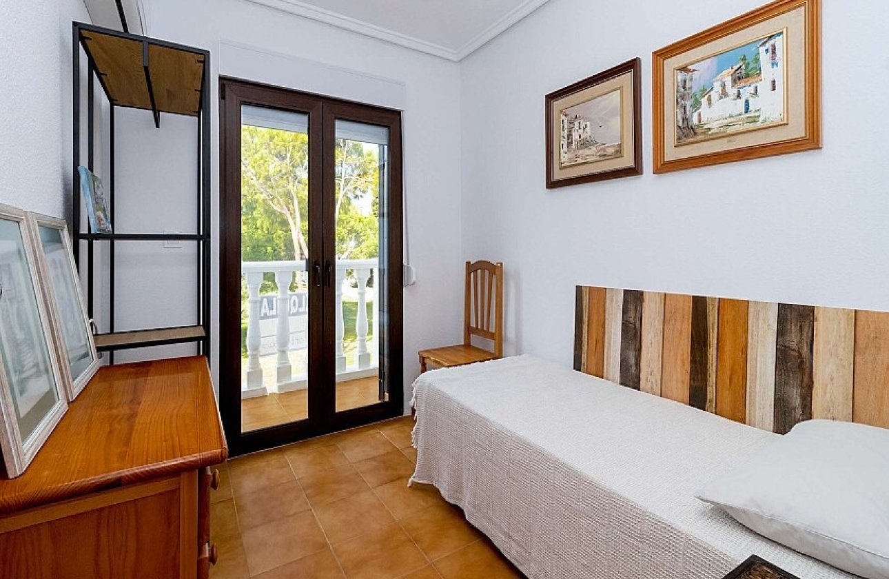 Resale - Townhouse - Orihuela Costa - La Zenia