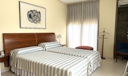 Revente - Villa - Orihuela Costa - Dehesa de campoamor