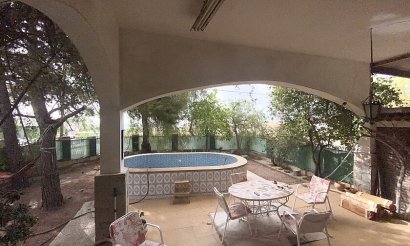 Resale - Villa - Crevillente