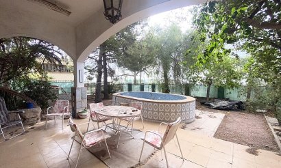 Resale - Villa - Crevillente