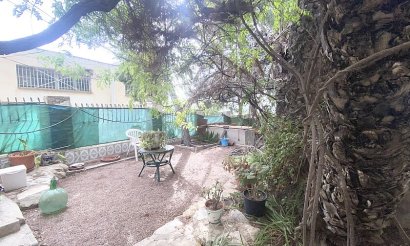 Resale - Villa - Crevillente