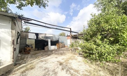 Resale - Villa - Crevillente