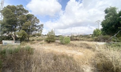 Resale - Villa - Crevillente