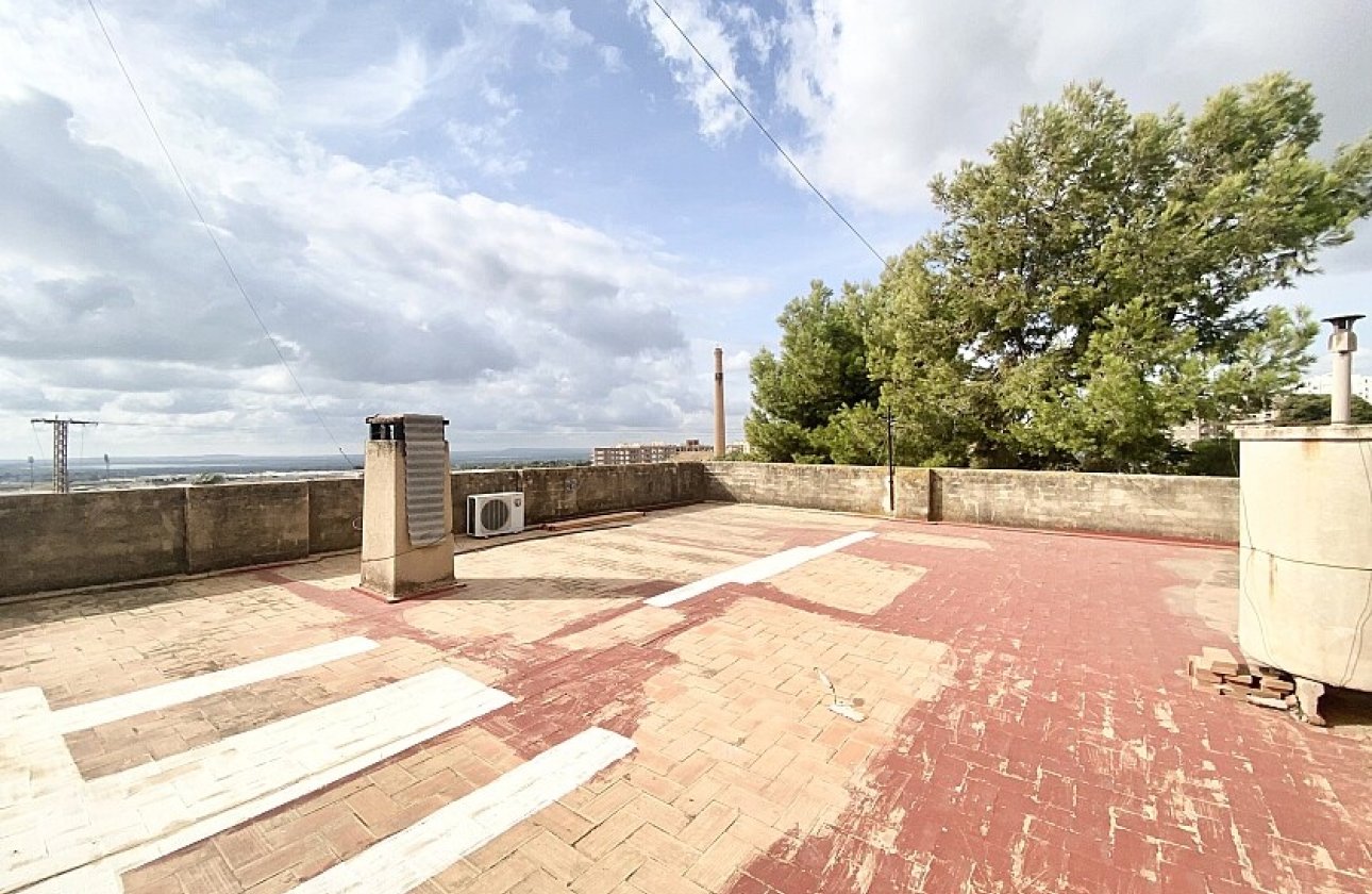 Resale - Villa - Crevillente