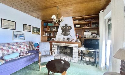 Resale - Villa - Crevillente