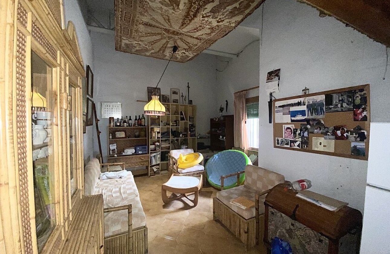 Resale - Villa - Crevillente