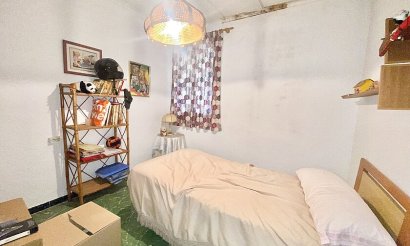 Resale - Villa - Crevillente