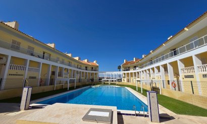 Resale - Townhouse - La Mata