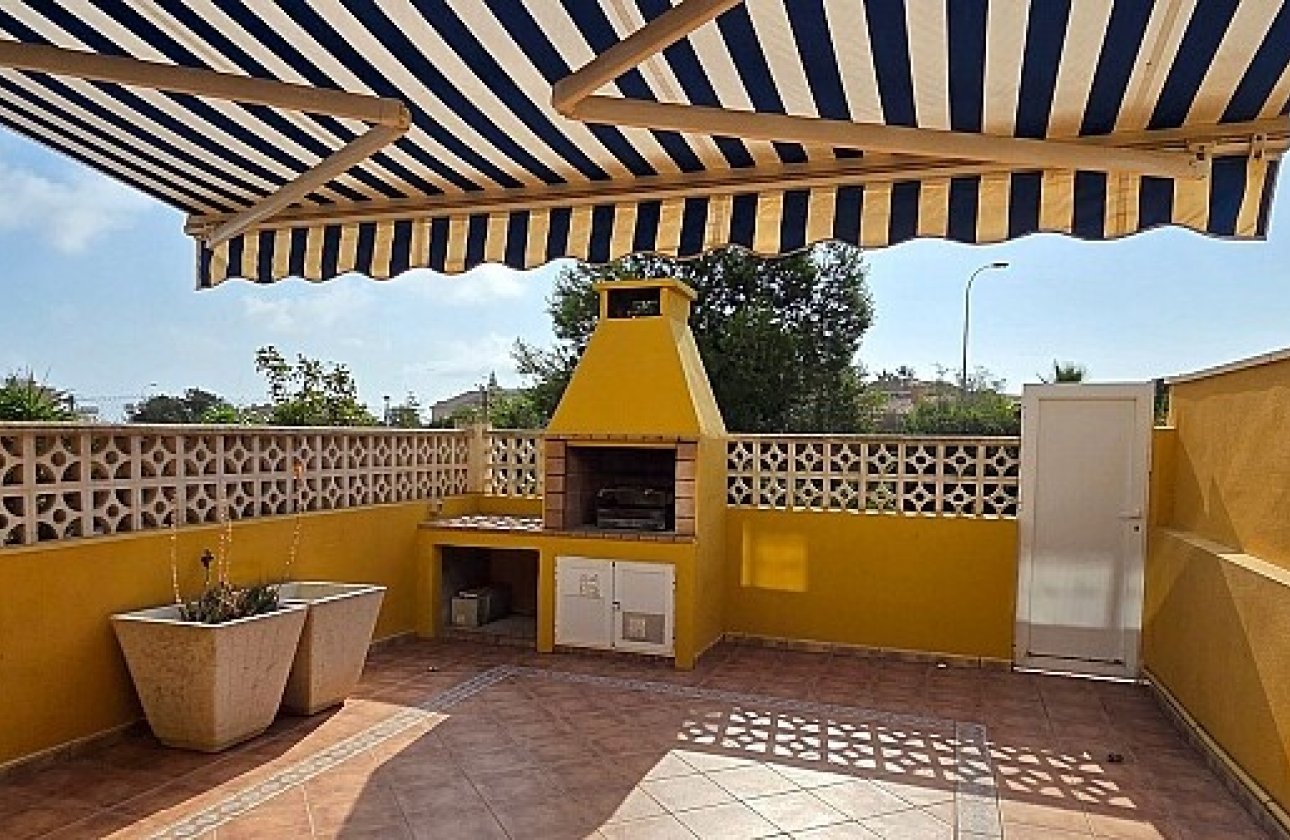 Resale - Townhouse - La Mata