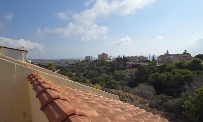 Resale - Townhouse - La Mata