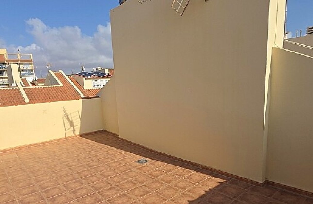 Resale - Townhouse - La Mata